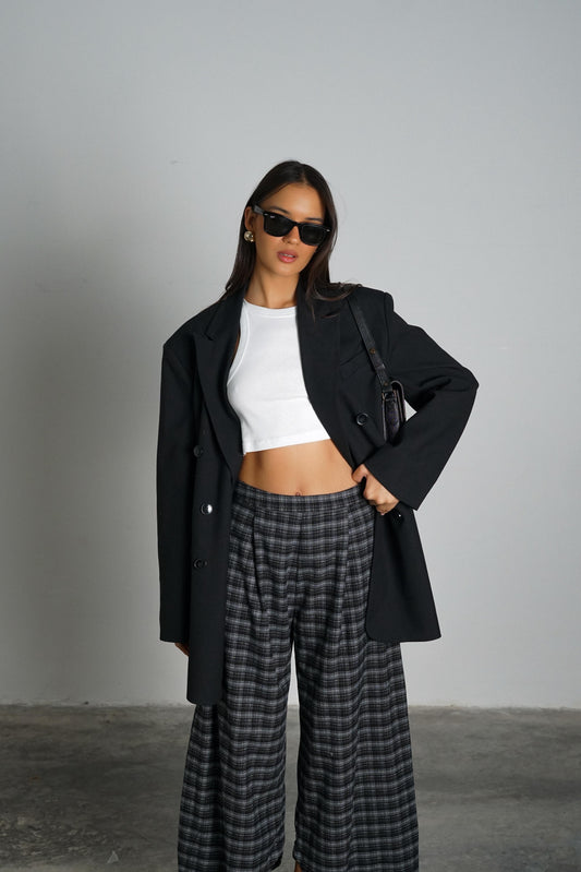 בלייזר שחור